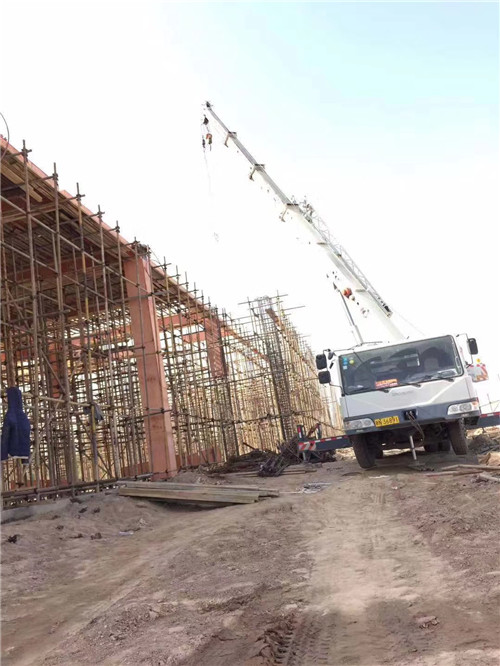 泰兴市吊车作业的安全注意事项有哪些？